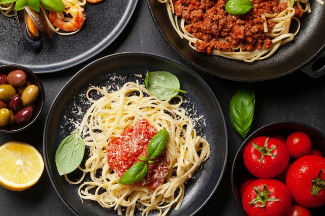 Jaki ser do spaghetti: najlepsze opcje, które zaskoczą Twoje kubki smakowe